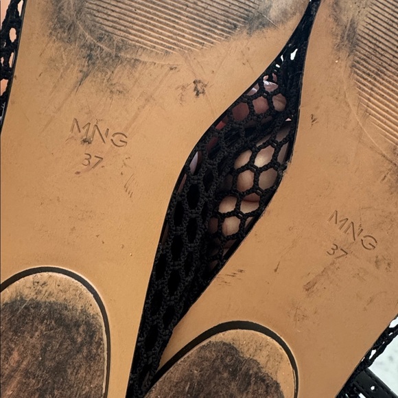 Mango flats - Picture 4 of 4